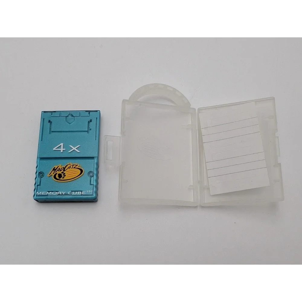 Mad Catz GameCube 4x Memory Card 251 Blocks  - With Case